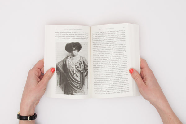 Wayward Lives, Beautiful Experiments: Intimate Histories of Riotous Black Girls, Troublesome Women and Queer Radicals - Saidiya Hartman